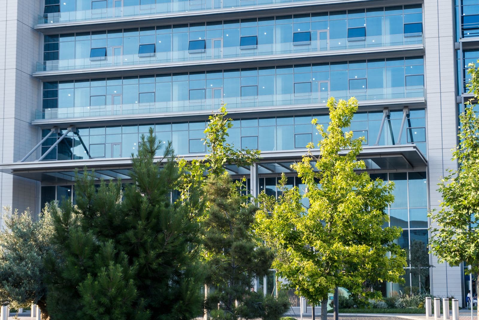 Bâtiment tertiaire moderne